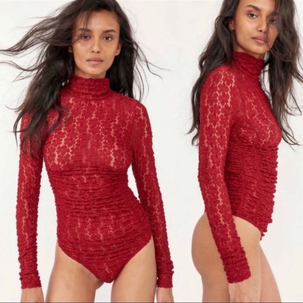 Free People DAY N NIGHT LACE BODYSUIT IN HOLLY BERRY Size XS